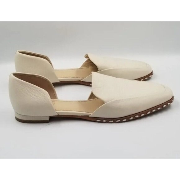 Stylish Black and White Women's Loafers - Picture 15 of 16